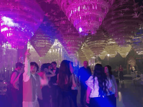 1890620