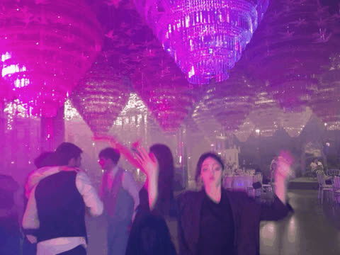 1890709