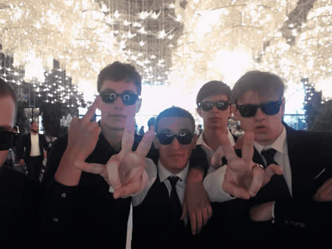 1892713