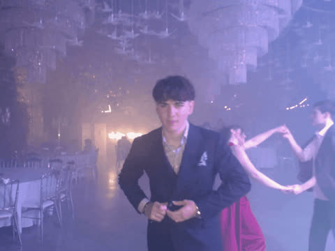 1891262