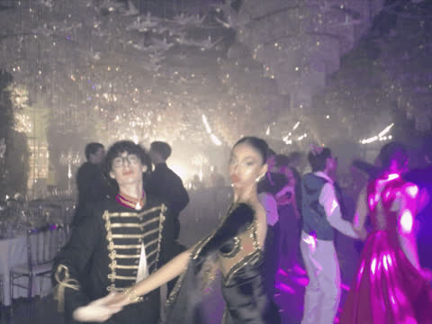1891115