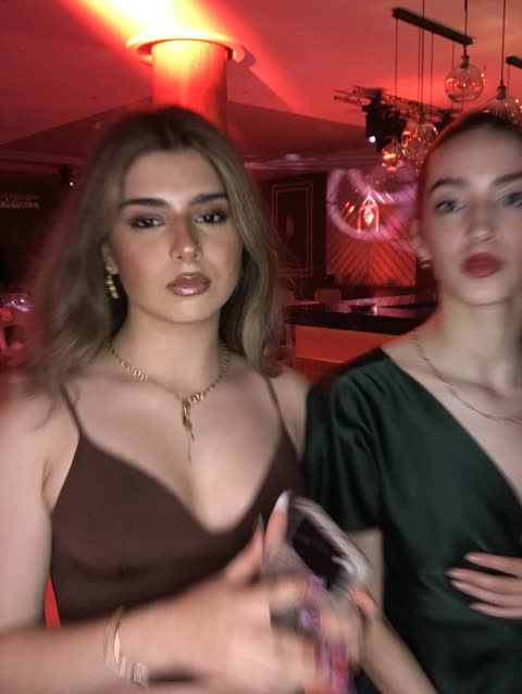 1892058