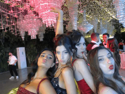 1893147