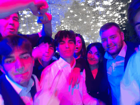 1898852