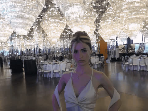 1902807