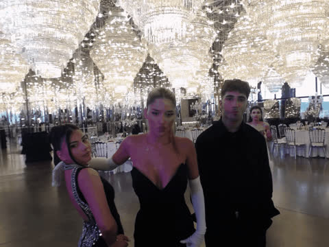 1902821