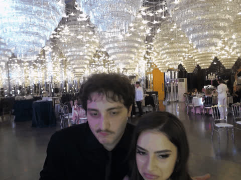 1900256