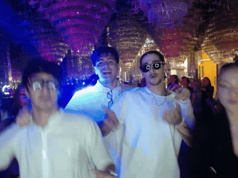 1900420