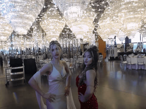 1902802
