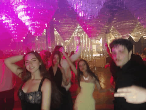 1900320