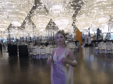 1902805