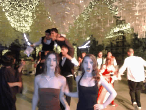 1900247