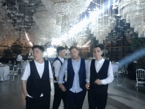 1900427
