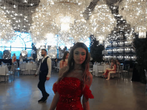 1900105