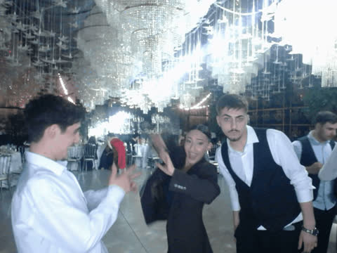 1900401