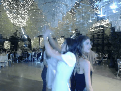 1900277