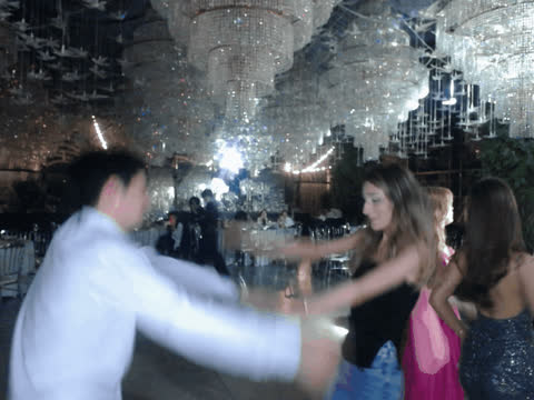 1900408