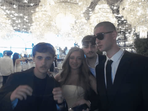 1900080