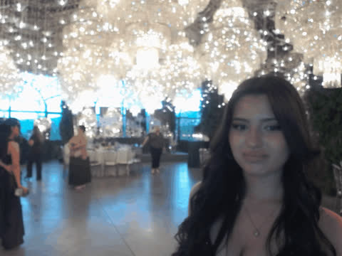 1900502
