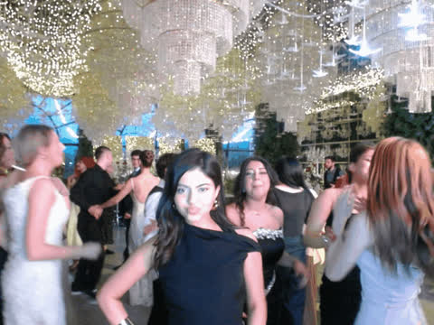 1900601