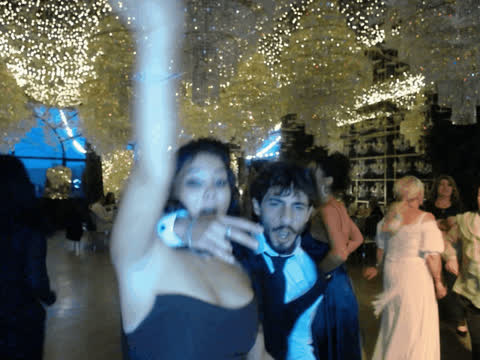 1900610