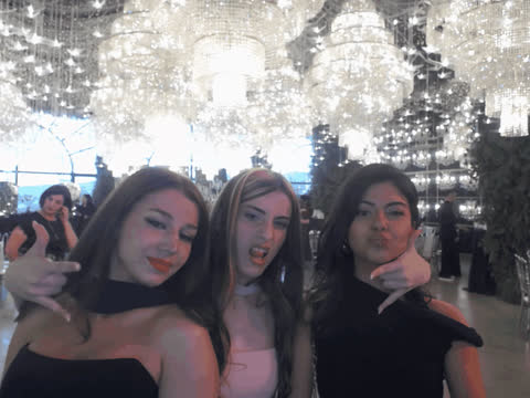 1900507