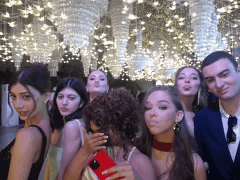 1902252