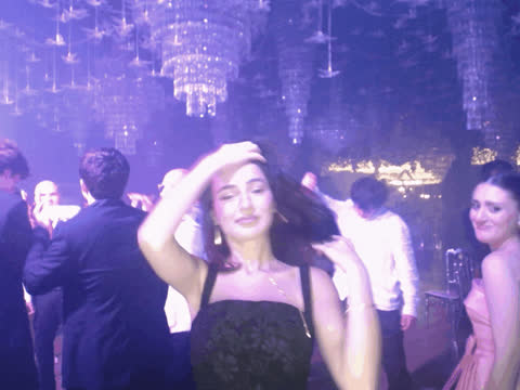 1902545