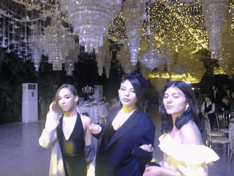 1902450