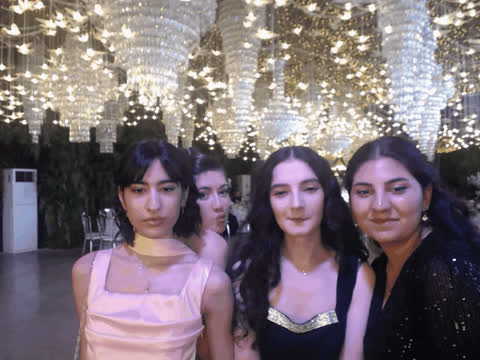 1902275