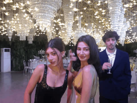 1902227