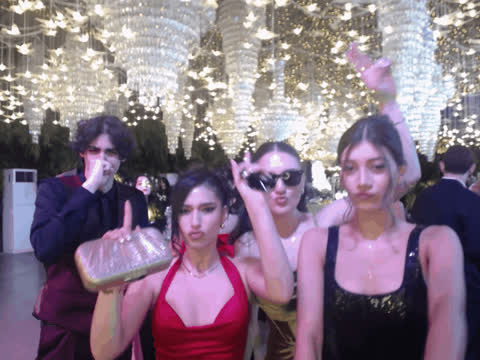 1902212