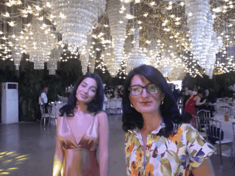 1902232