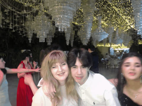 1902348
