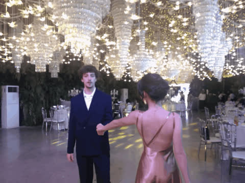 1902301