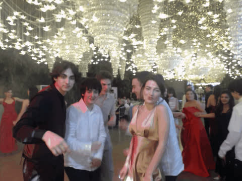 1902319