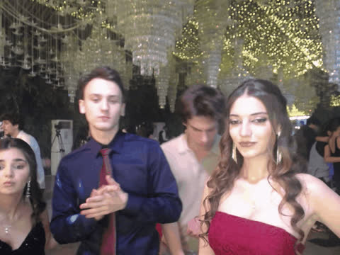 1902375