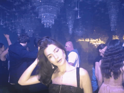 1902541