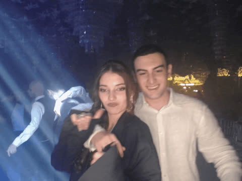 1902621