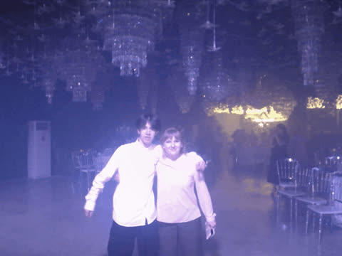 1902589