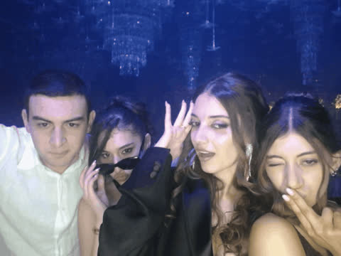 1902717