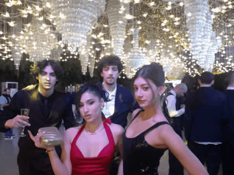 1902206