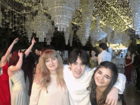 1902350