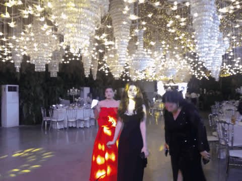 1902278