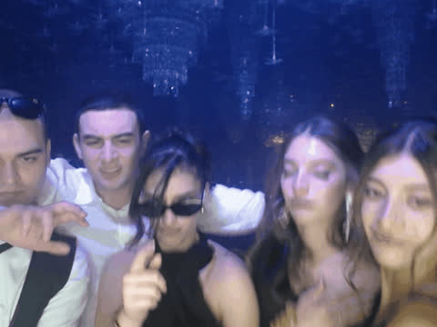 1902719