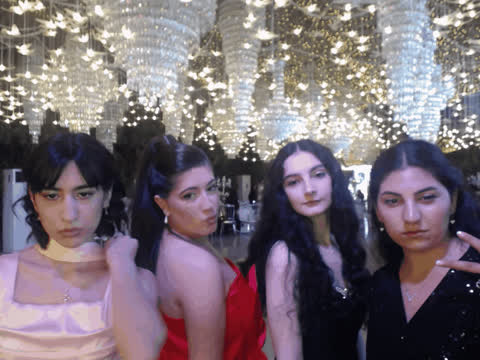 1902276