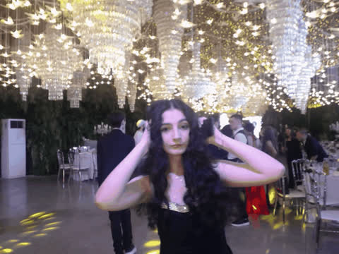 1902267