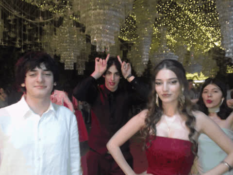 1902378