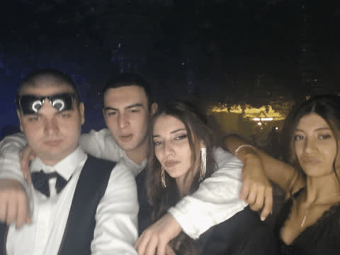 1902722