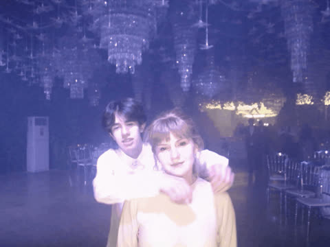 1902592